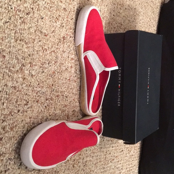 Tommy Hilfiger shoes - Picture 2 of 3